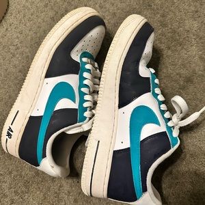 Hand painted mariners Nike Air Force 1